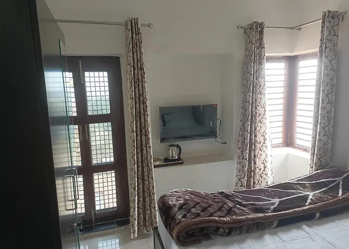 Pushkarni Home Stay
