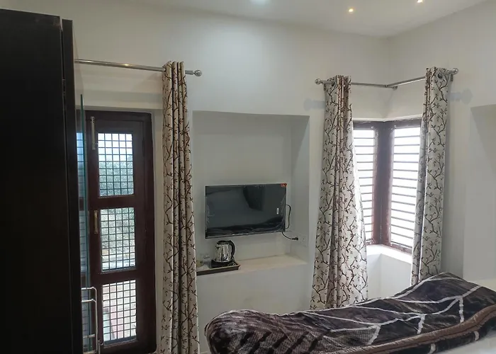 Pushkarni Home Stay